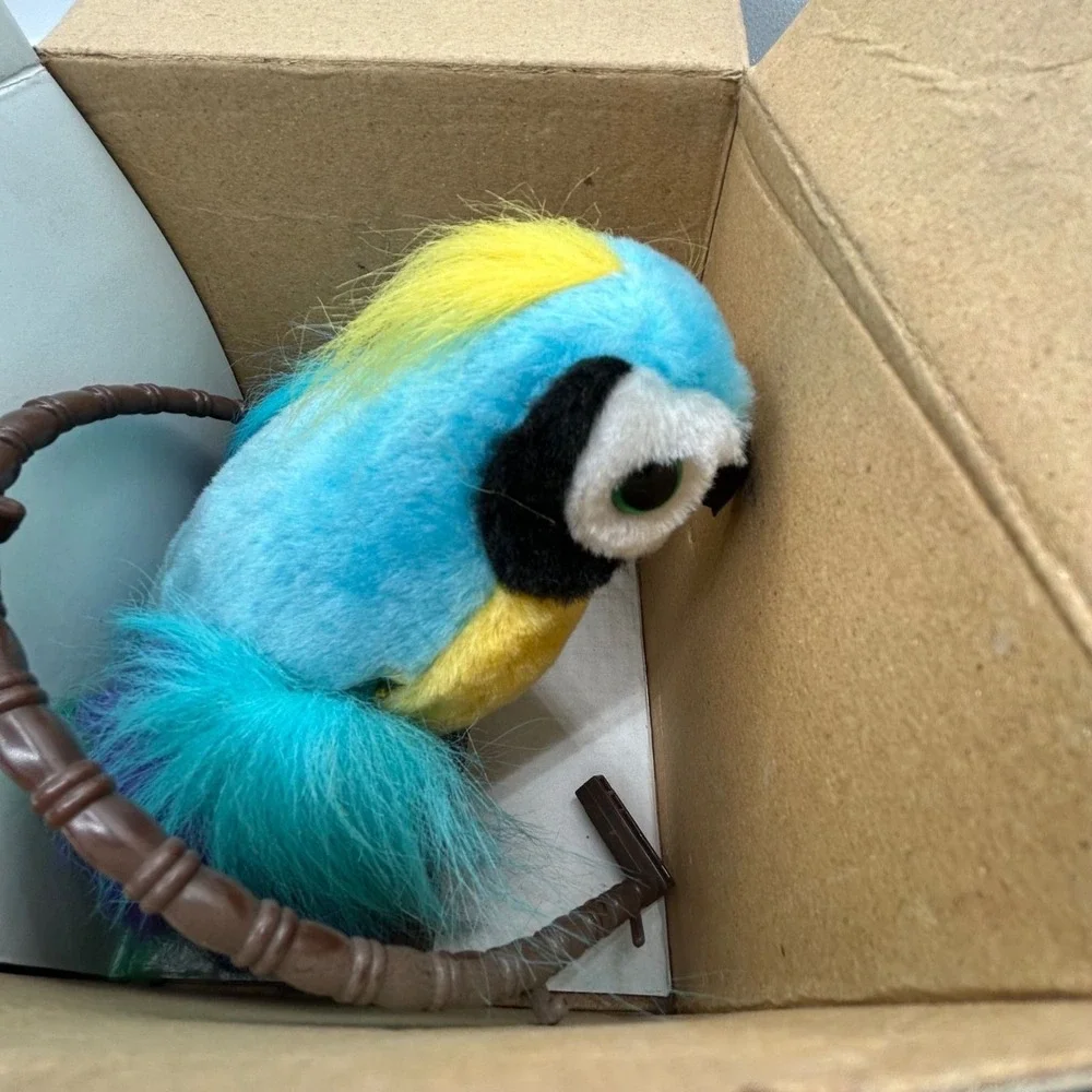 Polly the Insulting Parrot Adult Gag Gift Rude Obnoxious - Open box like new